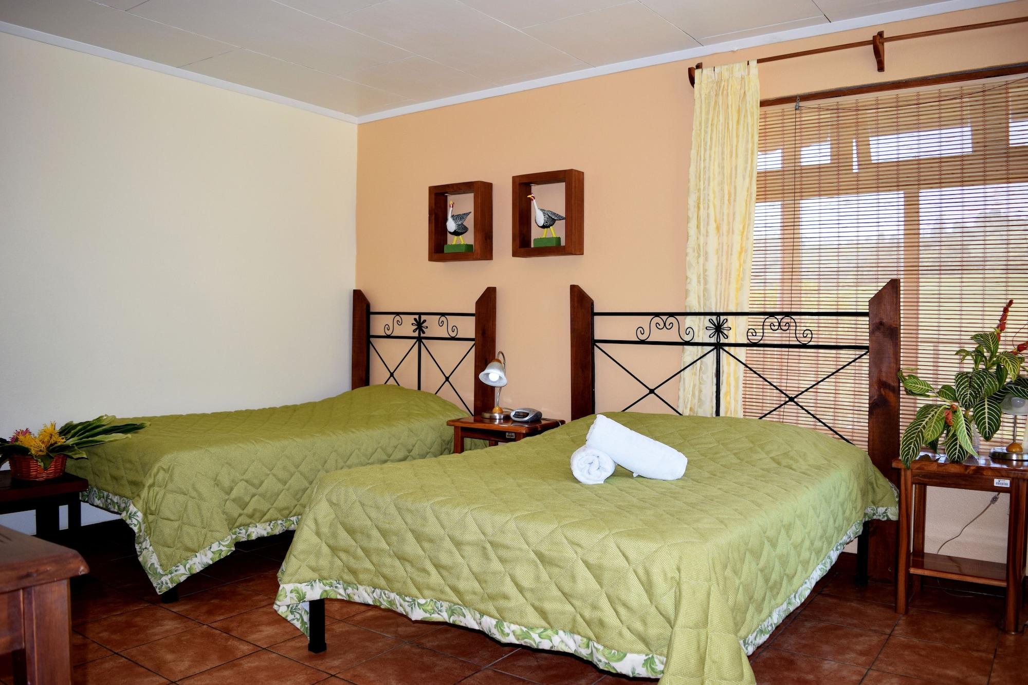 Guayabo Lodge Santa Cruz  Bagian luar foto