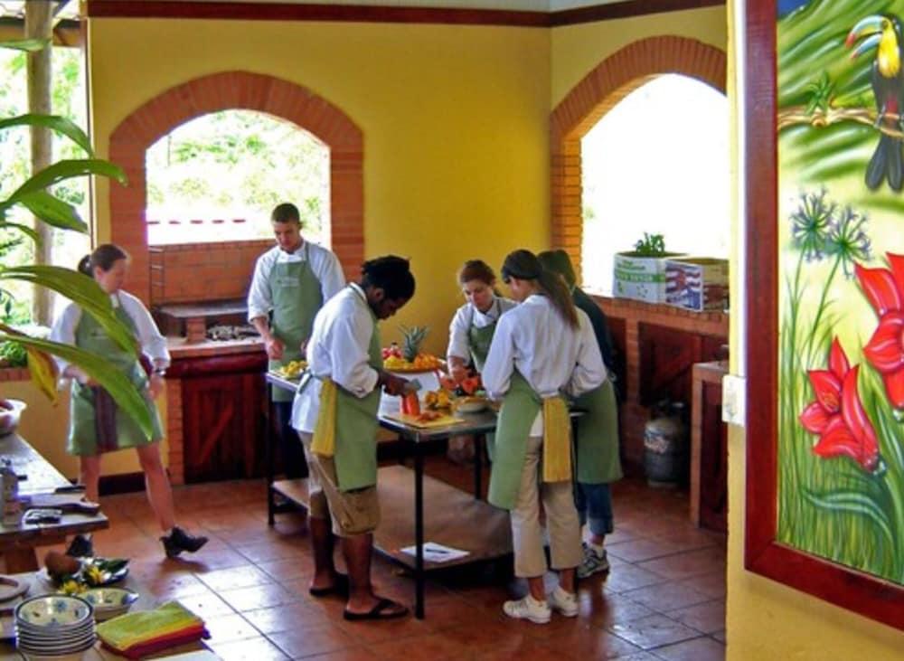 Guayabo Lodge Santa Cruz  Bagian luar foto