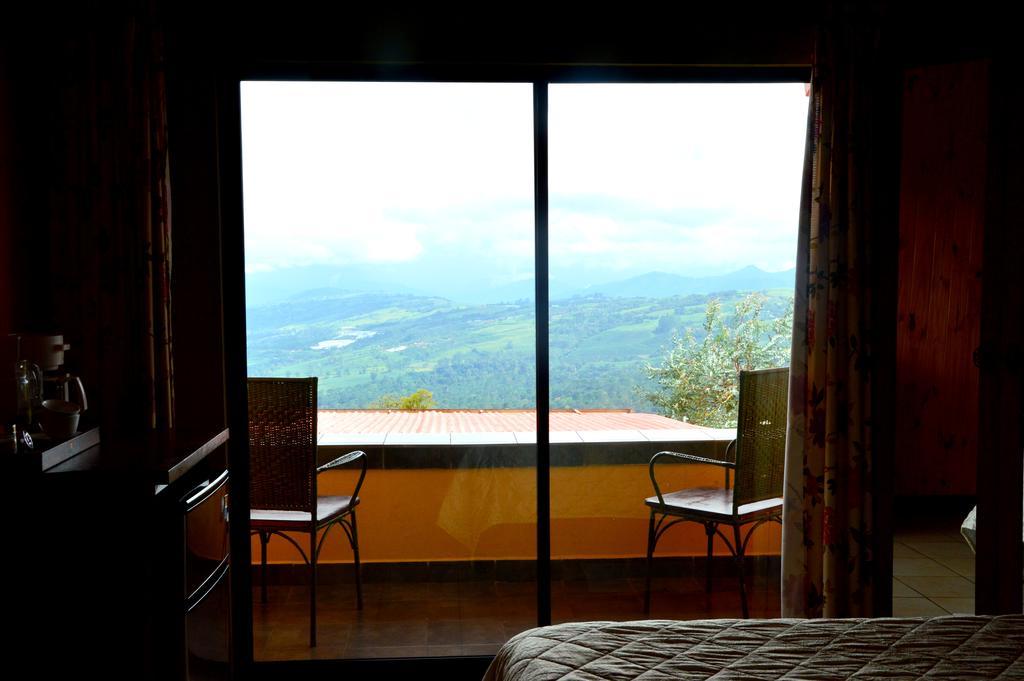 Guayabo Lodge Santa Cruz  Bagian luar foto