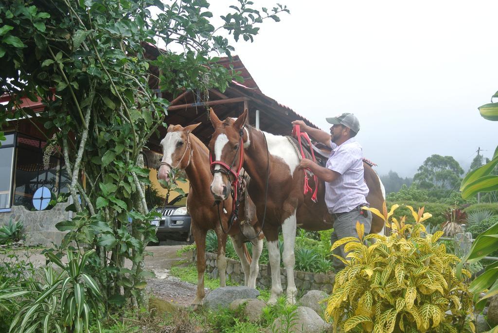 Guayabo Lodge Santa Cruz  Bagian luar foto
